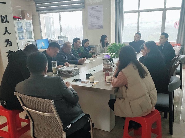 團(tuán)隊(duì)風(fēng)彩