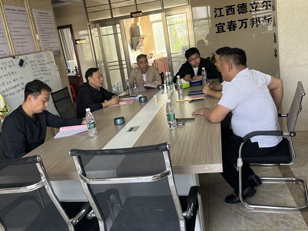 宜春市建設(shè)工程質(zhì)量監(jiān)督站領(lǐng)導(dǎo)在百忙中來我