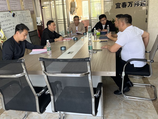 宜春市建設(shè)工程質(zhì)量監(jiān)督站領(lǐng)導(dǎo)在百忙中來我